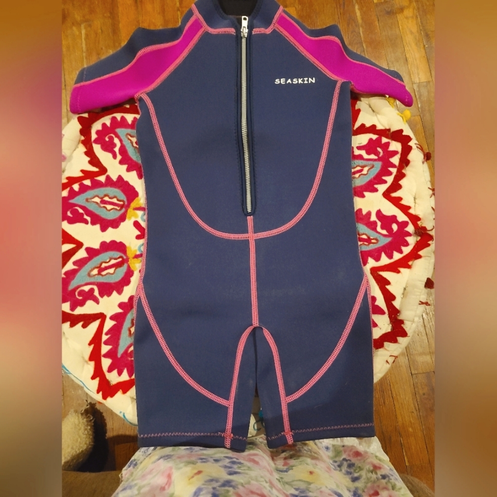 Child's size 6 wetsuit